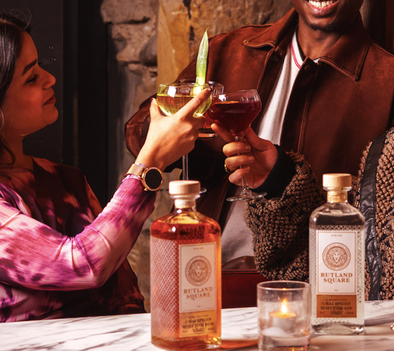 Chai-Spiced Scottish Rum 70cl w/t Rose Gold Gift Box, 41%ABV
